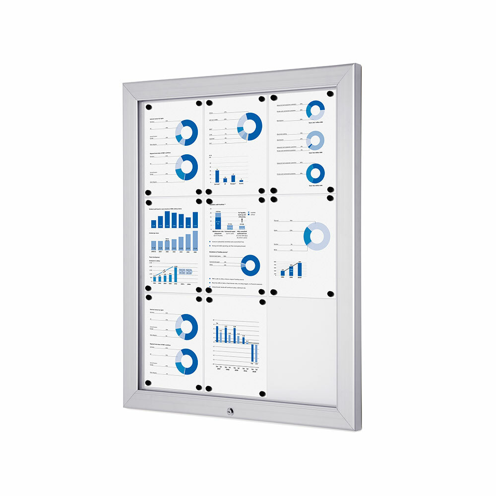 Outdoor lockable showcase alpha